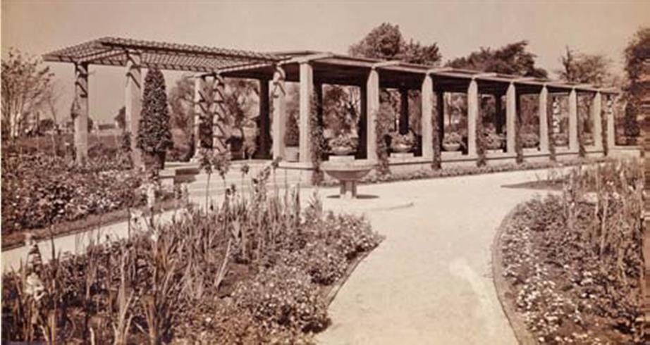 Jens Jensen Formal Garden in Humboldt Park, Chicago, Illinois.