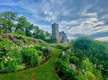 Beckett Castle Rose Garden