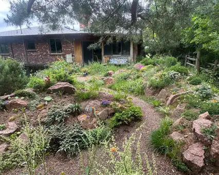 Saturday, June 13 Digging Deeper: A Laboratory of Microclimate