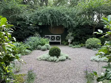 Charleston Classic and Contemporary Garden: Garden Visit and House Tour